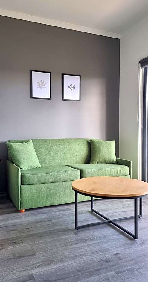 Seaview Motel & Apartments