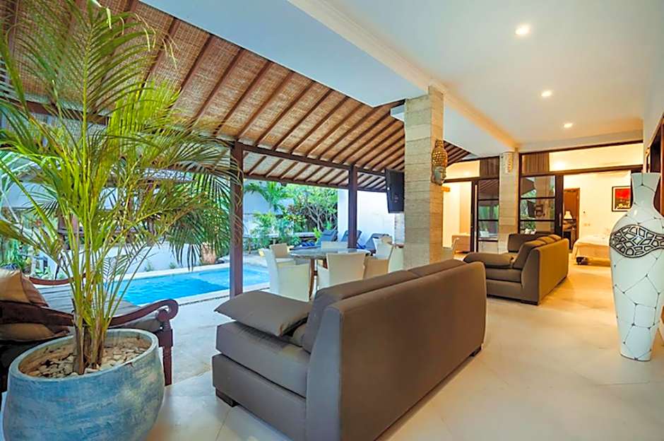 The Mawar Estate