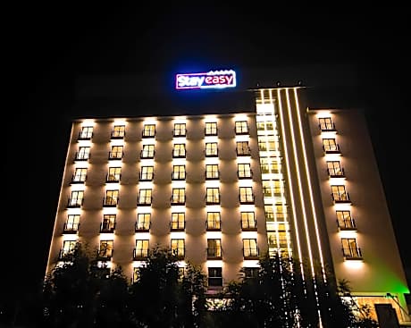 Stay Easy Plus Hotel