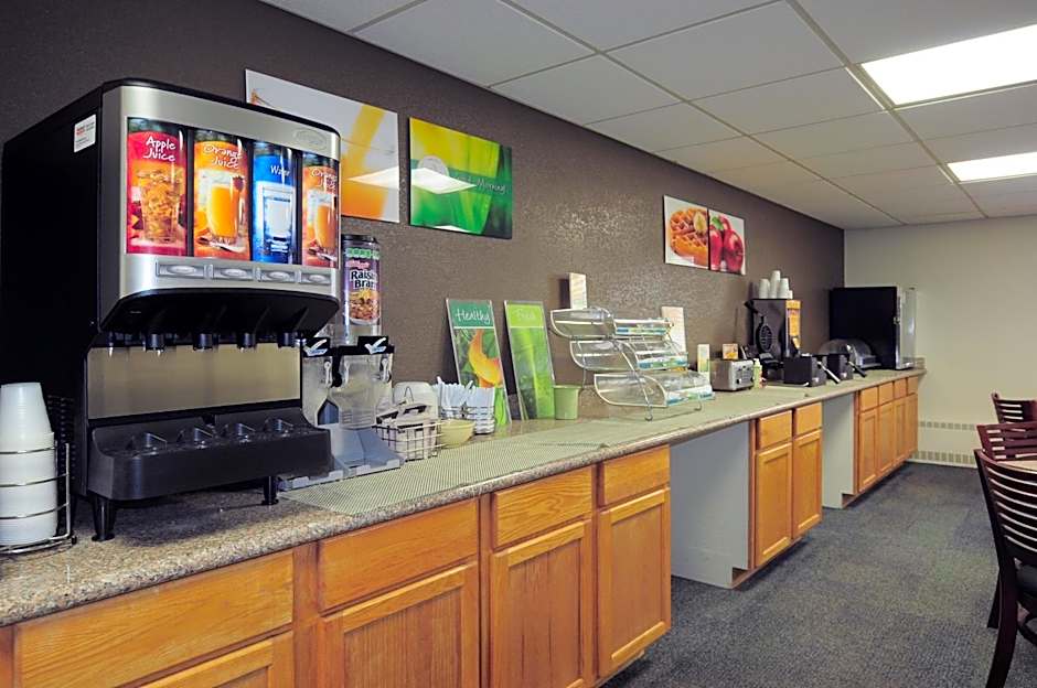 Quality Inn Stadium Area Green Bay Stadium