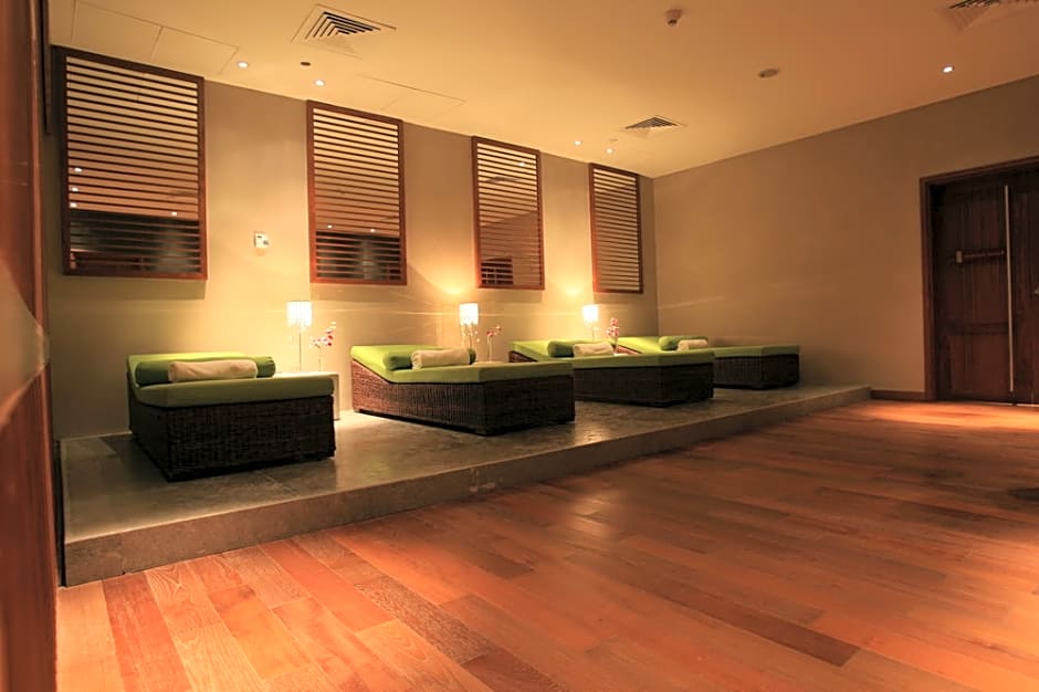 Yas Plaza Marina By Ihg