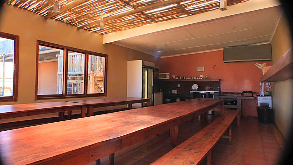 Amphitheatre Backpackers Lodge