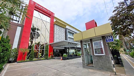 Grand Dian Hotel Slawi