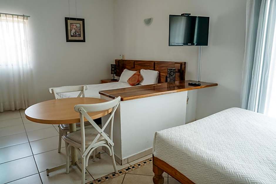 Hotel La Joya Del Lago