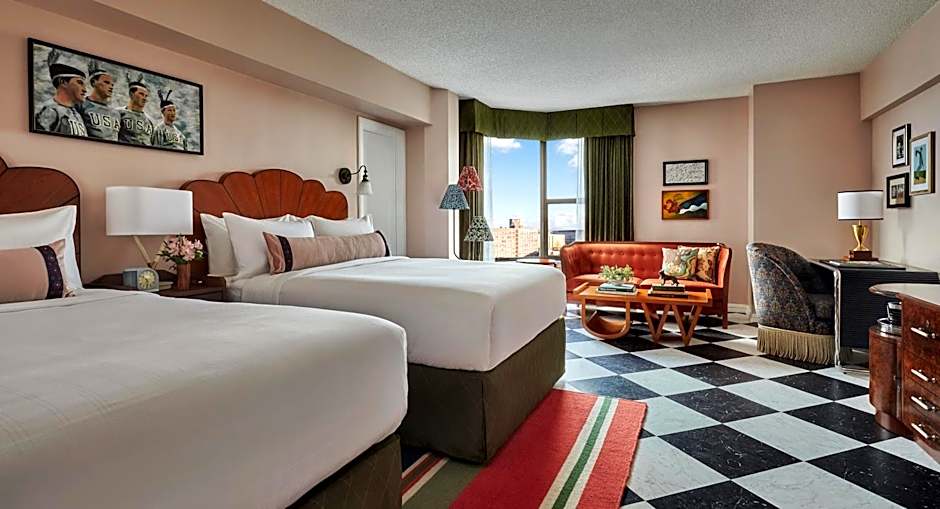 Photo 1 of 5 of Graduate 2 Queen Beds, Skyline View