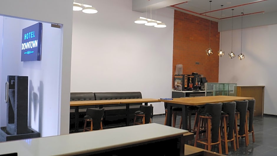 Hotel Downtown Orbit