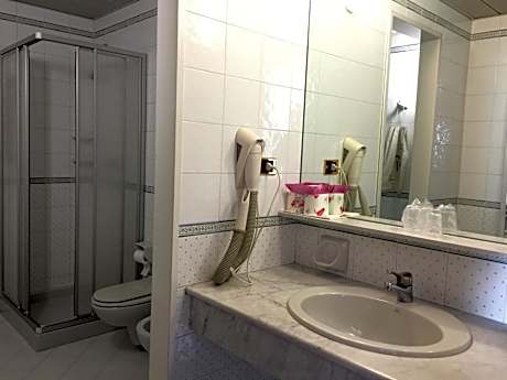 Quadruple Room with Spa Access