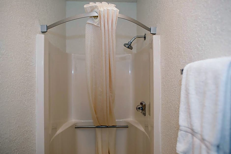 Econo Lodge, Downtown Custer Near Custer State Park and Mt Rushmore