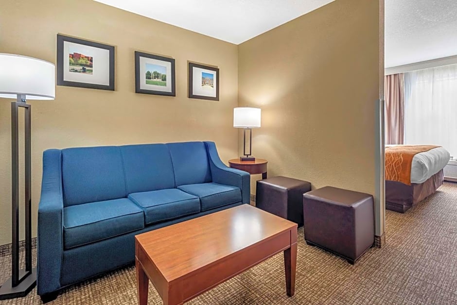 Comfort Inn & Suites Muncie