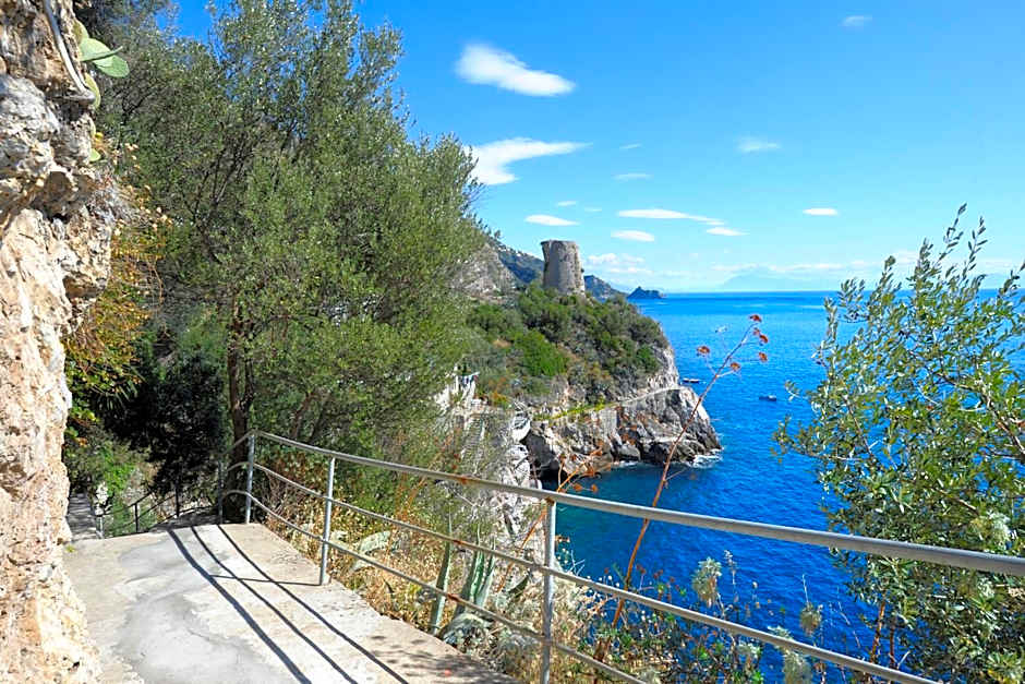 Hotel Torre Saracena