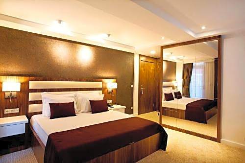 End Glory Hotel
