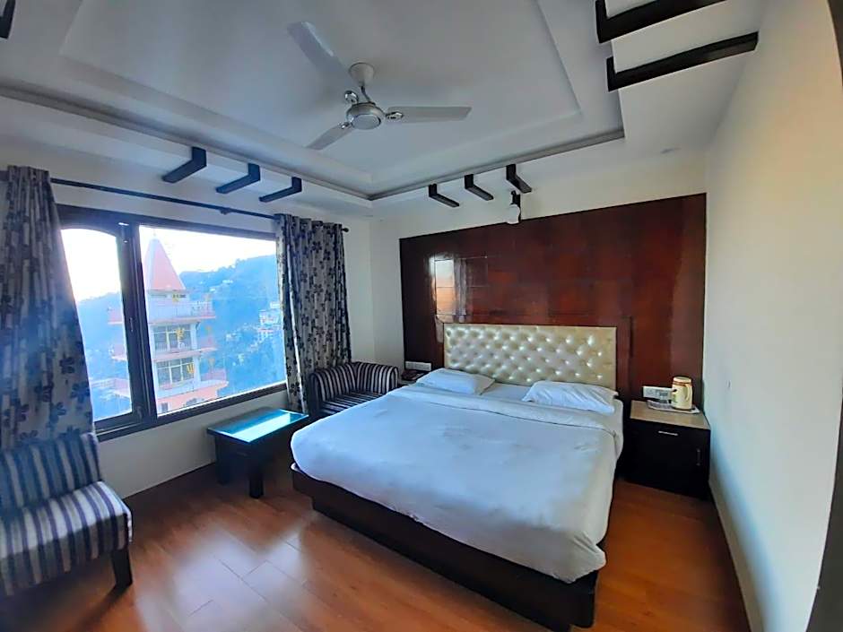 Hotel Basera