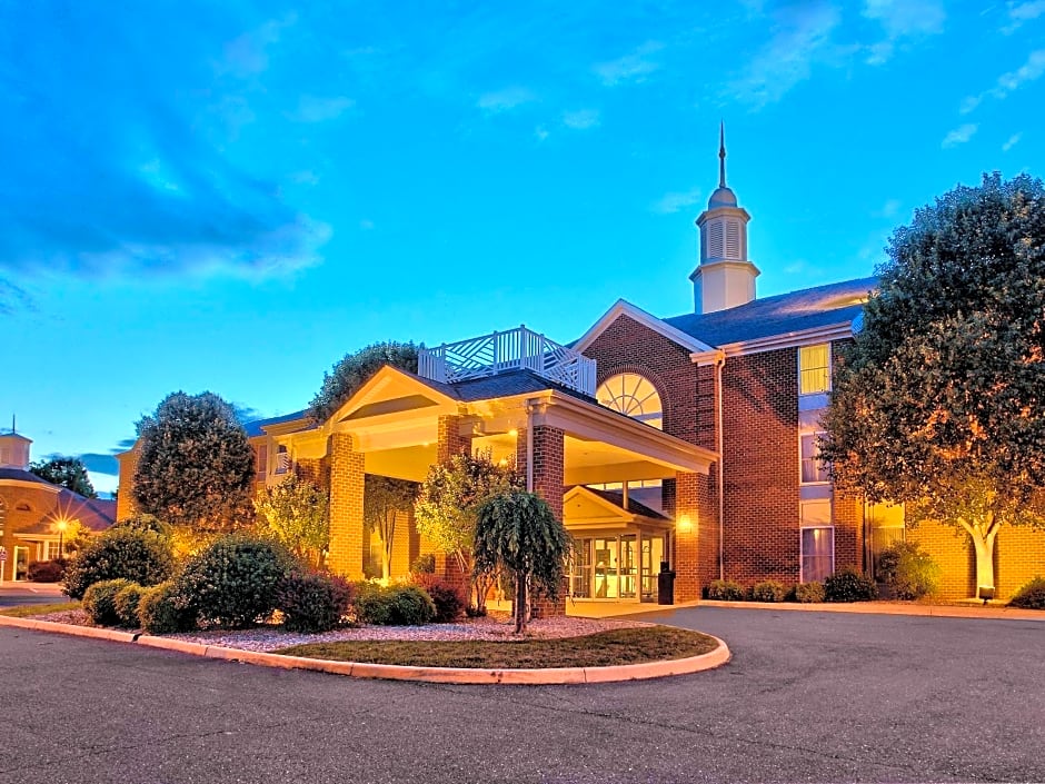 Best Western Plus Inn at Hunt Ridge