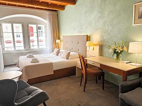 Deluxe Junior Suite