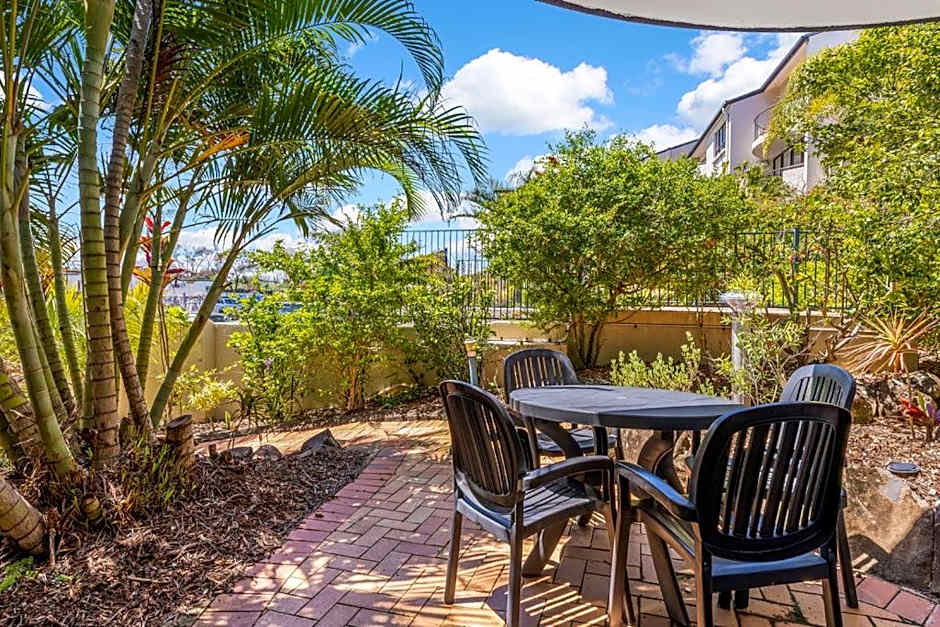 Kalua Holiday Apartments