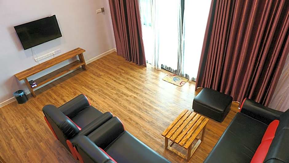 Kukup Xiang Holiday Home