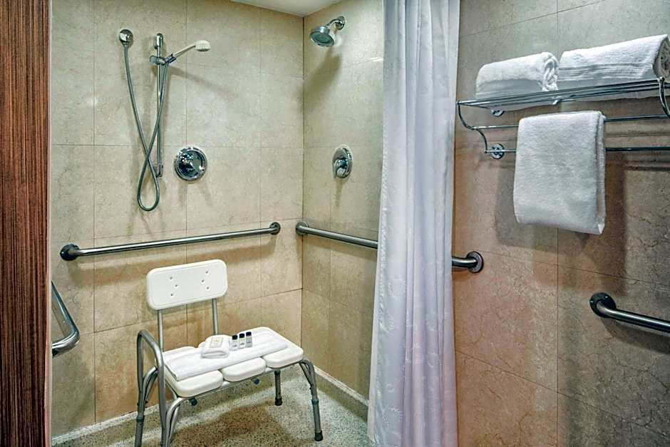 Sheraton Philadelphia University City Hotel