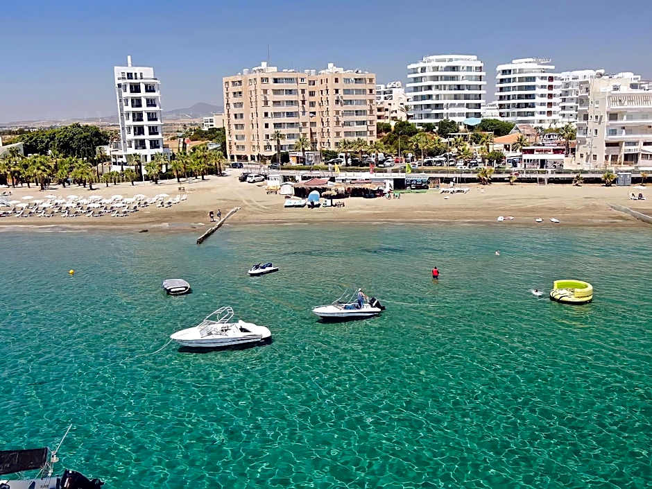 The Ciao Stelio Deluxe Hotel (Adults Only)
