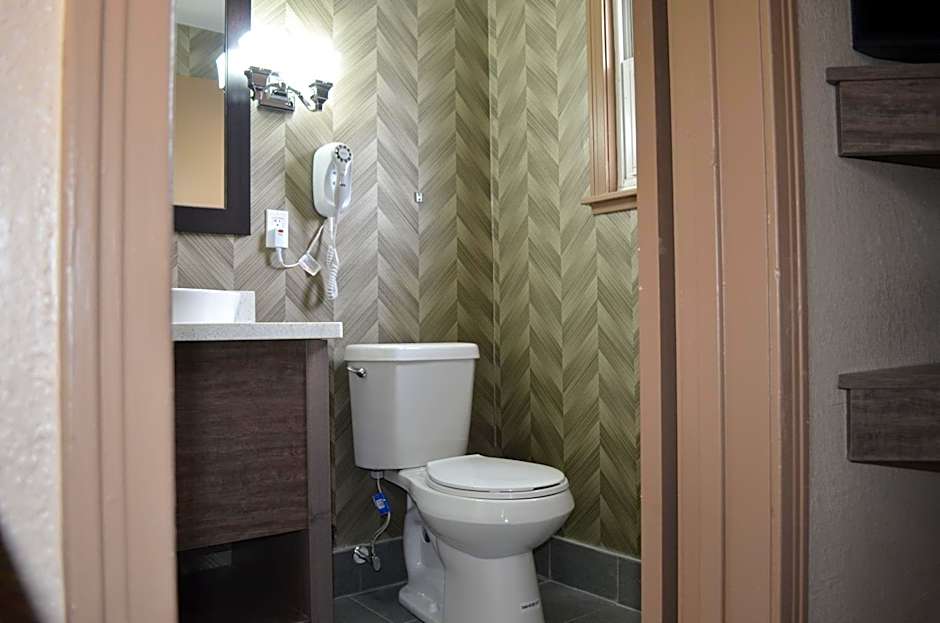 Aarya Hotel By Niagara Fashion Outlets