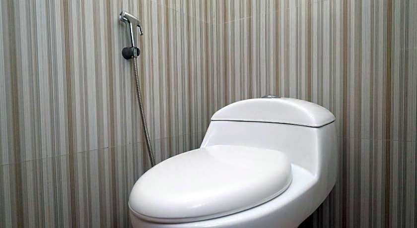 RedDoorz Syariah near Perempatan Kartasura