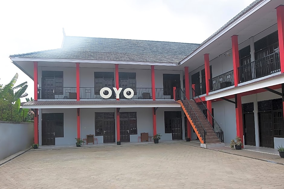 OYO 950 Steze Kost Syariah