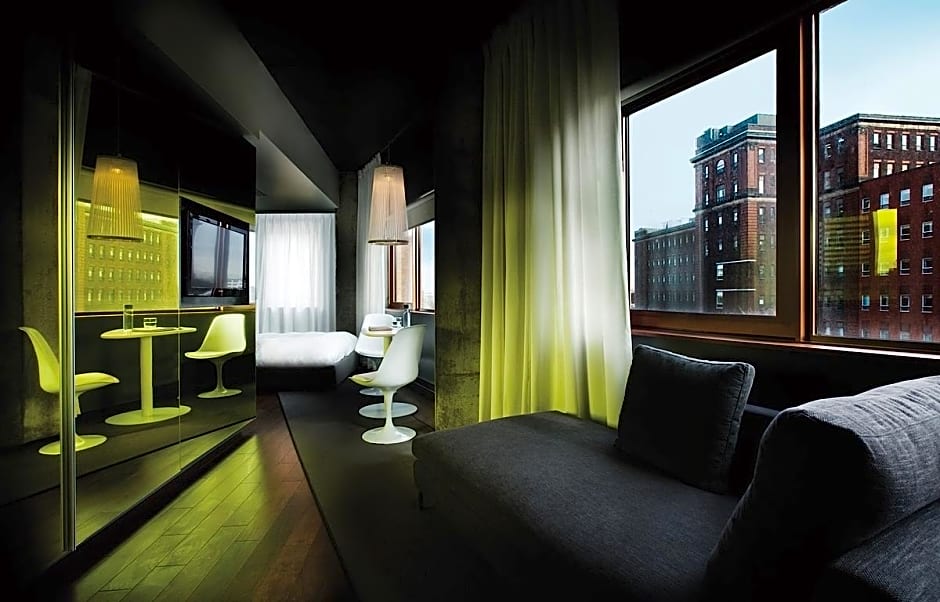 Hotel Zero 1