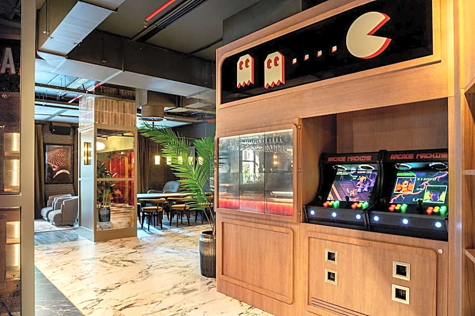 Hotel Paseo del Arte, a member of Radisson Individuals