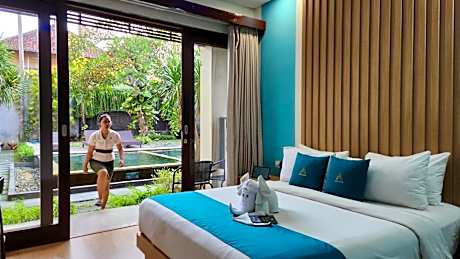 Deluxe Room (2 Adults + 1 Child)