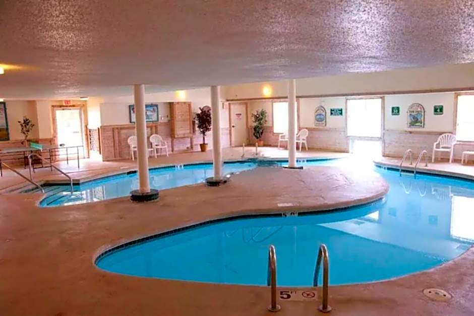 Baymont by Wyndham Mequon Milwaukee Area