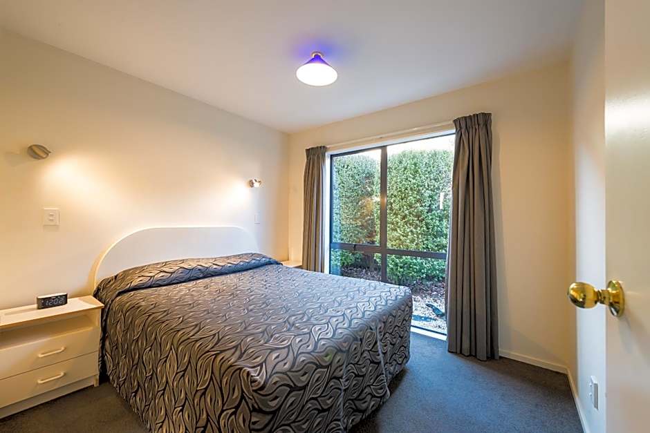 Annabelle Court Motel