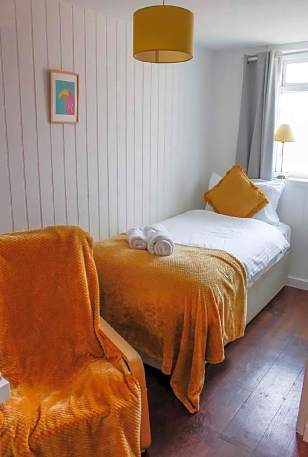 The Wheatsheaf Hotel