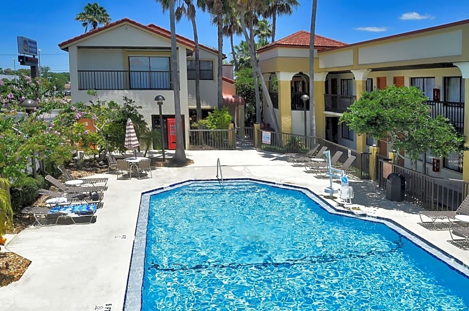 Best Western Orlando East Inn & Suites
