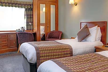 Standard Twin Room - Non-Smoking