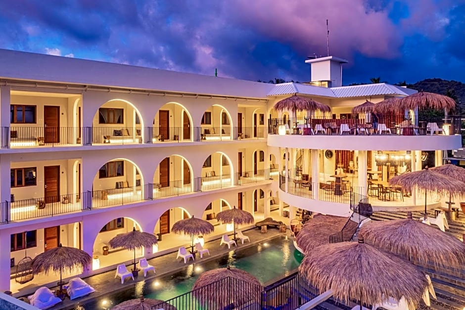 El Tropico Boutique Hotel