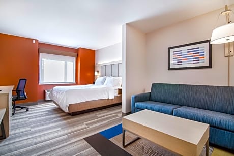 Queen Suite