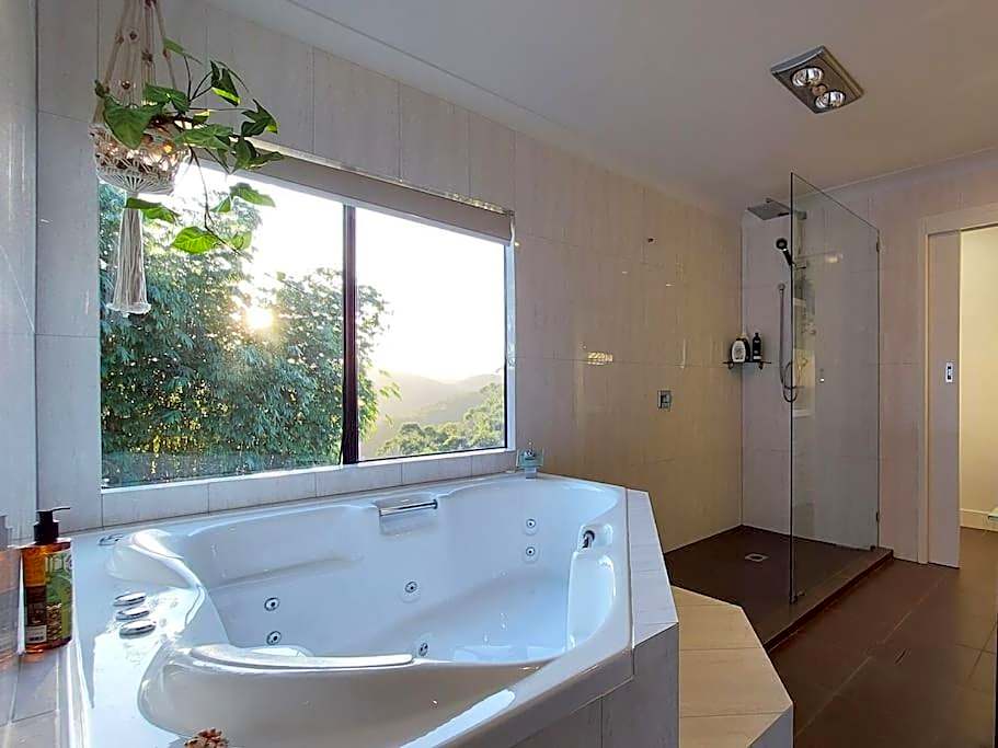 Mountain View Escape