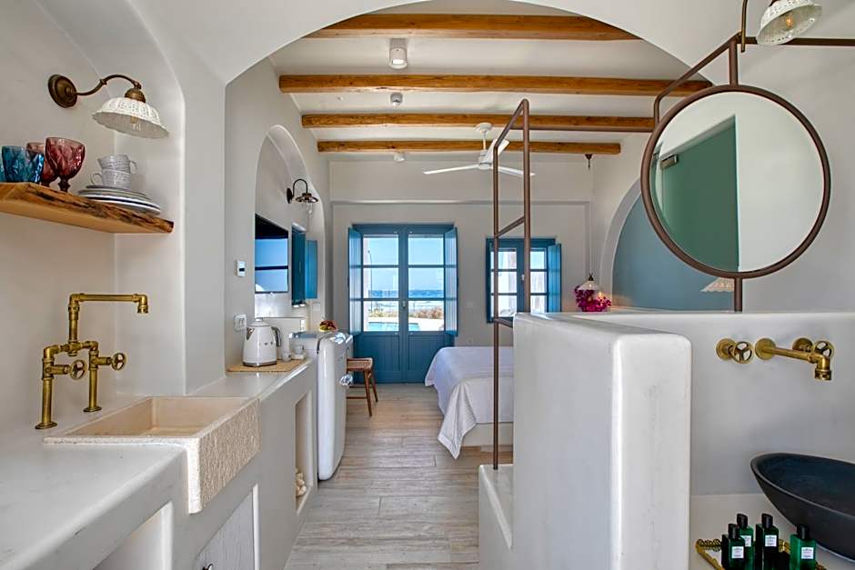 Blue Pearls-Adults Only Luxury Suites