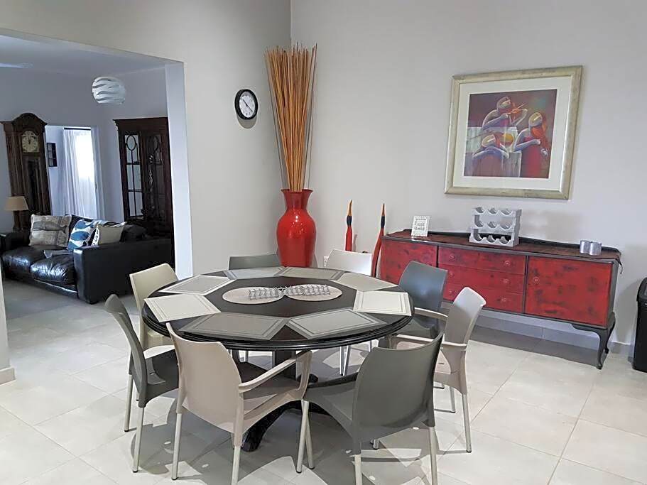 4 Bedroom house with lovely sea views.