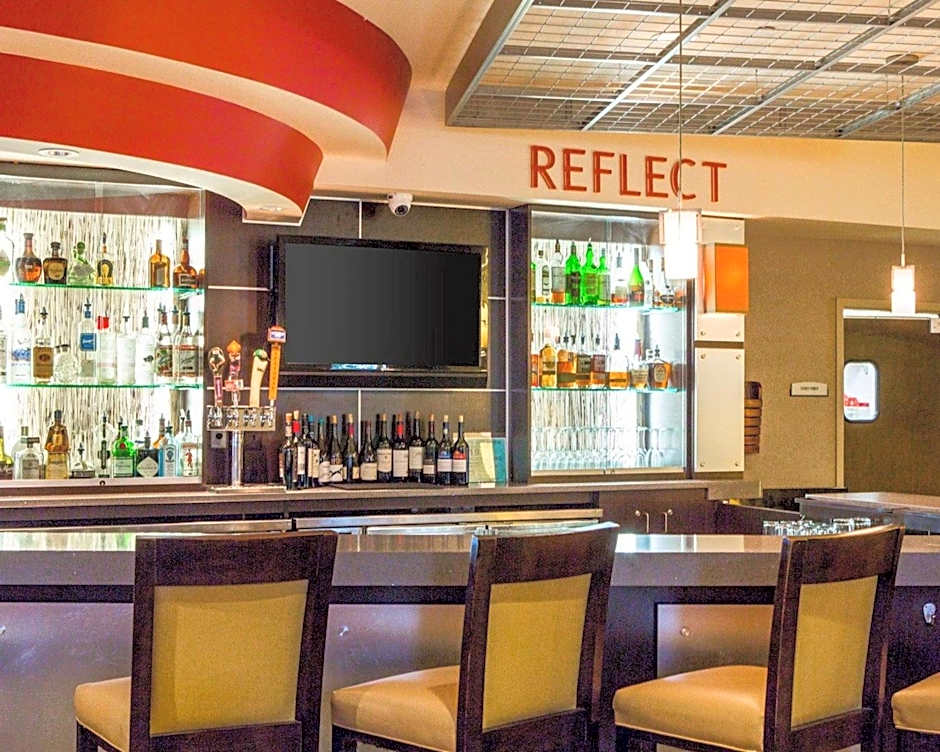 Cambria Hotel Traverse City