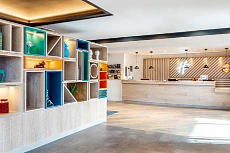 Holiday Inn Stevenage By IHG