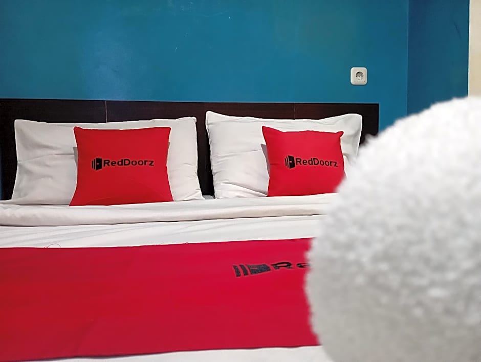 RedDoorz @ Jalan Sudirman Purwokerto