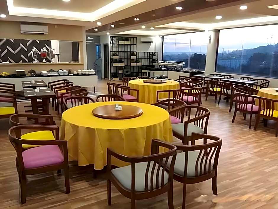 Nite and Day Laguna - Bintan