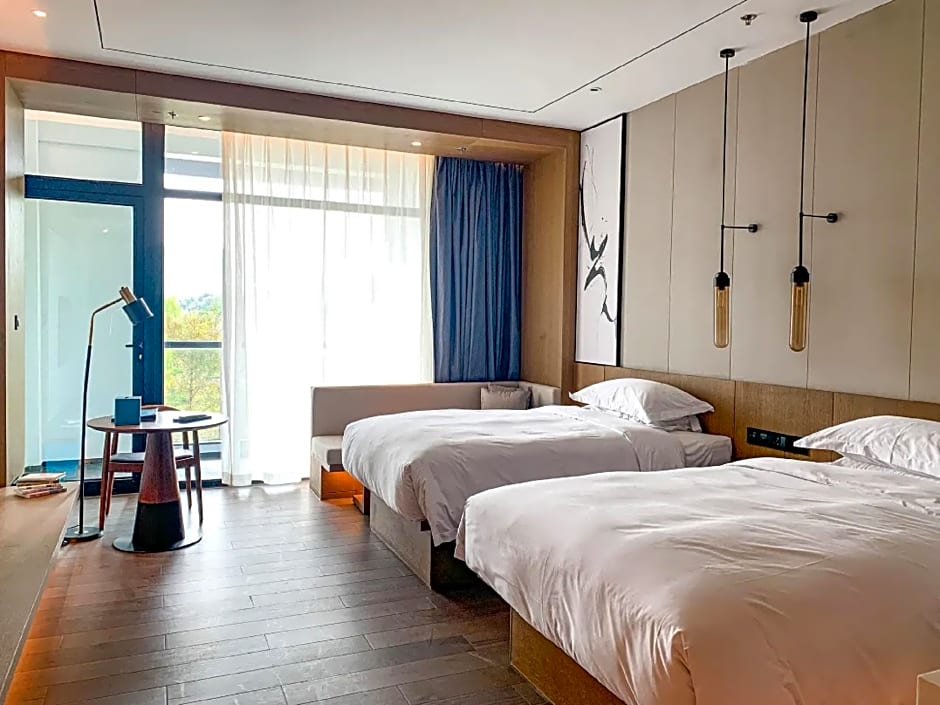 Courtyard by Marriott Pinghu