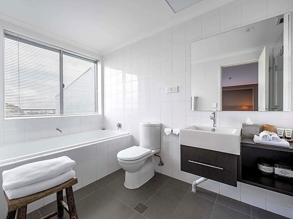Mercure Sydney St Leonards