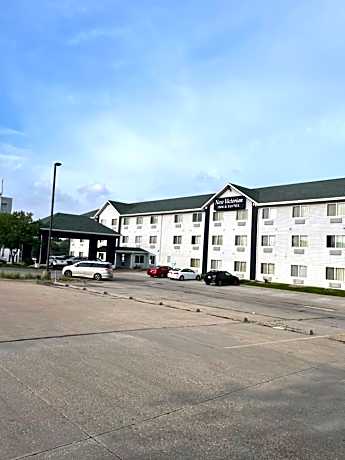 New Victorian Inn & Suites Lincoln