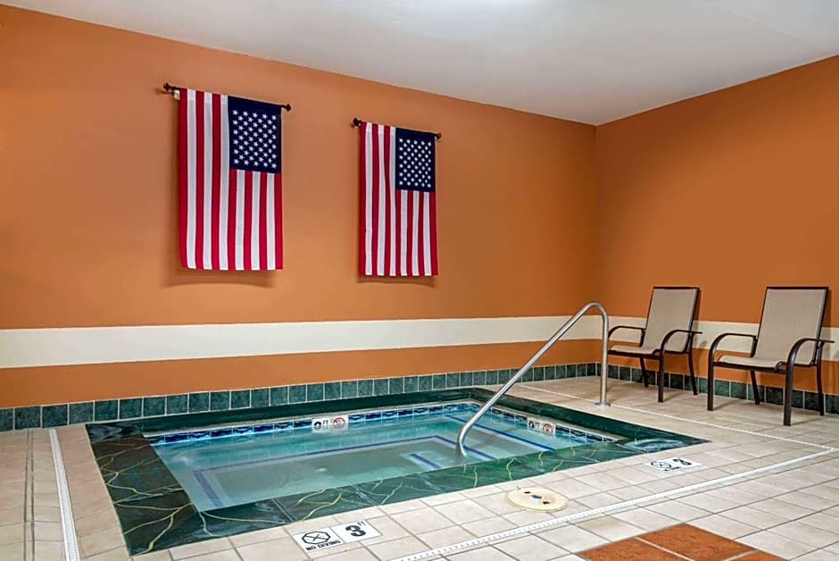 Ramada by Wyndham Catlettsburg/Ashland