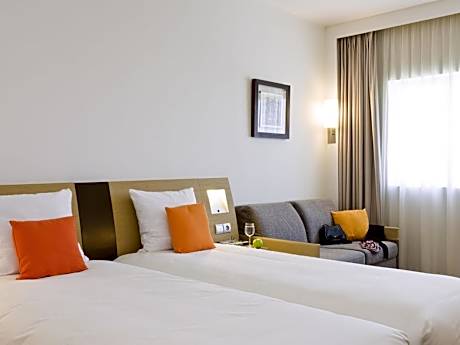 Standard Room - 2 Single bed and Sofa