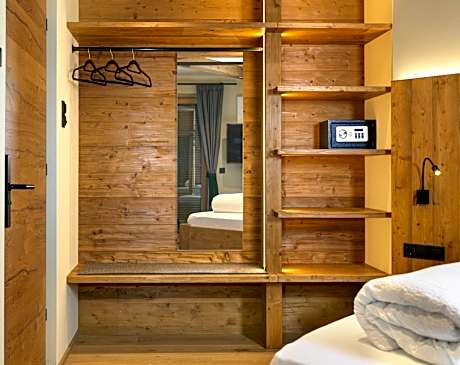 Quadruple Room with Balcony