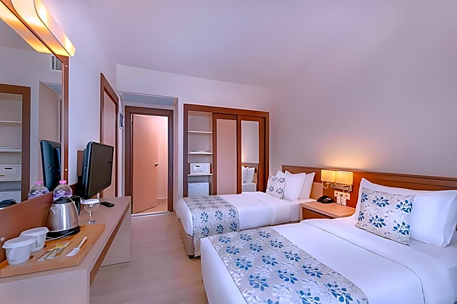 Labranda Mares Marmaris Hotel