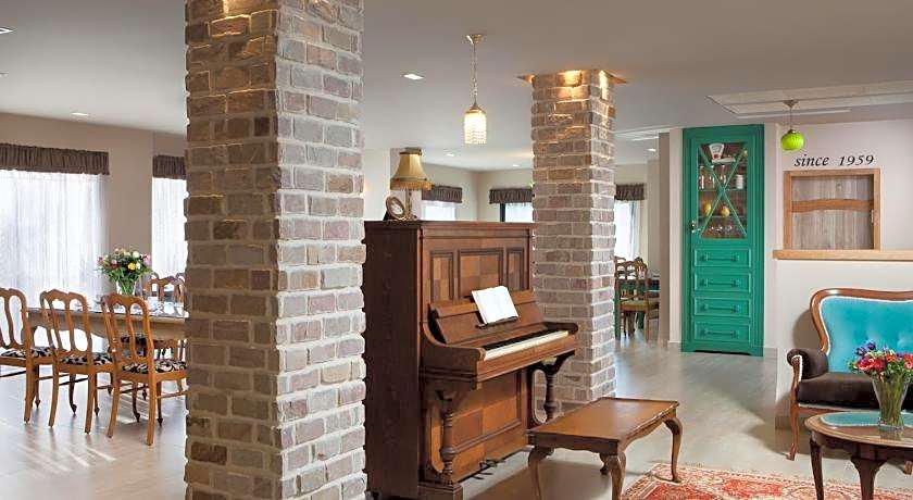 Shtarkman Erna Hotel